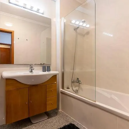 Pereira's Apartment- Free Garage Apartamento *