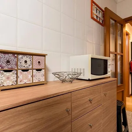 Pereira's Apartment- Free Garage